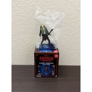 Stranger Things Iconic Moment 3 inch Statue Figure - Eddie On Trailer